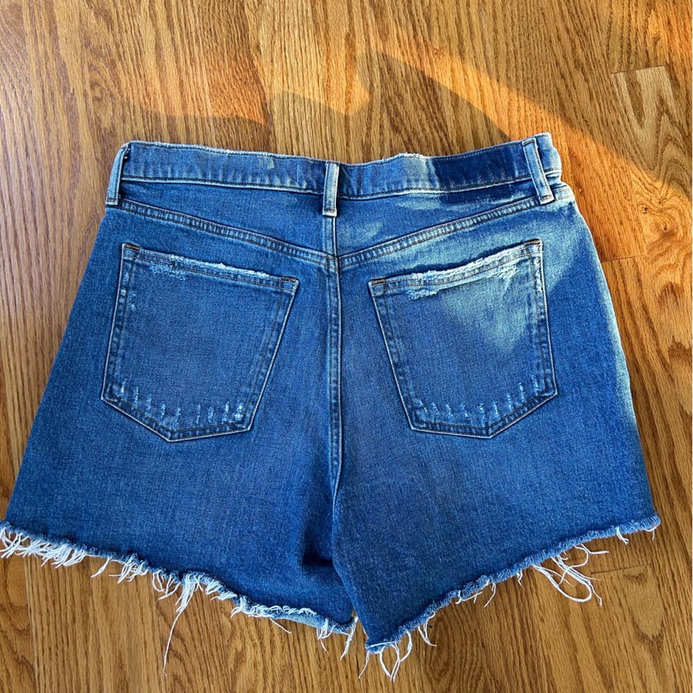 Abercrombie & Fitch Frayed Hem Medium Blue Denim Shorts - Picture 3 of 3